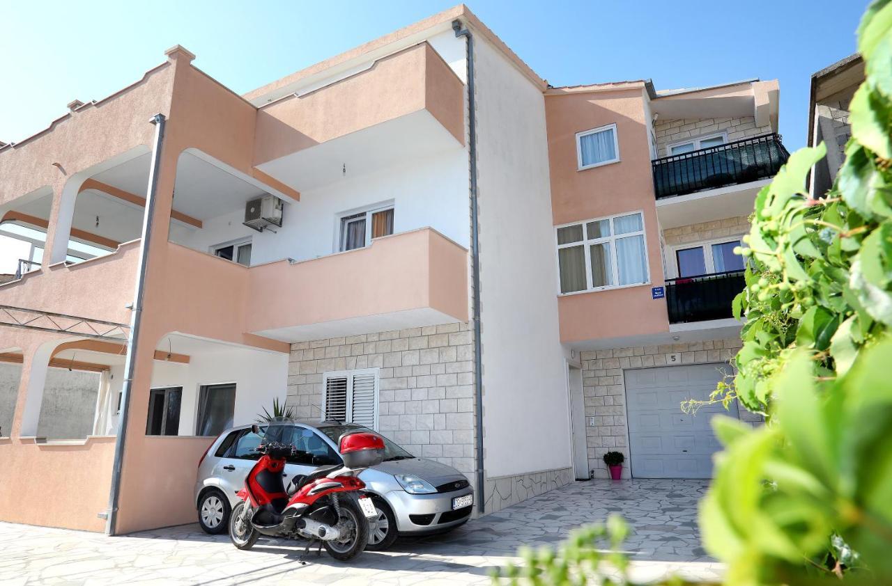 Apartment Ivan Kaštel Sućurac Екстериор снимка