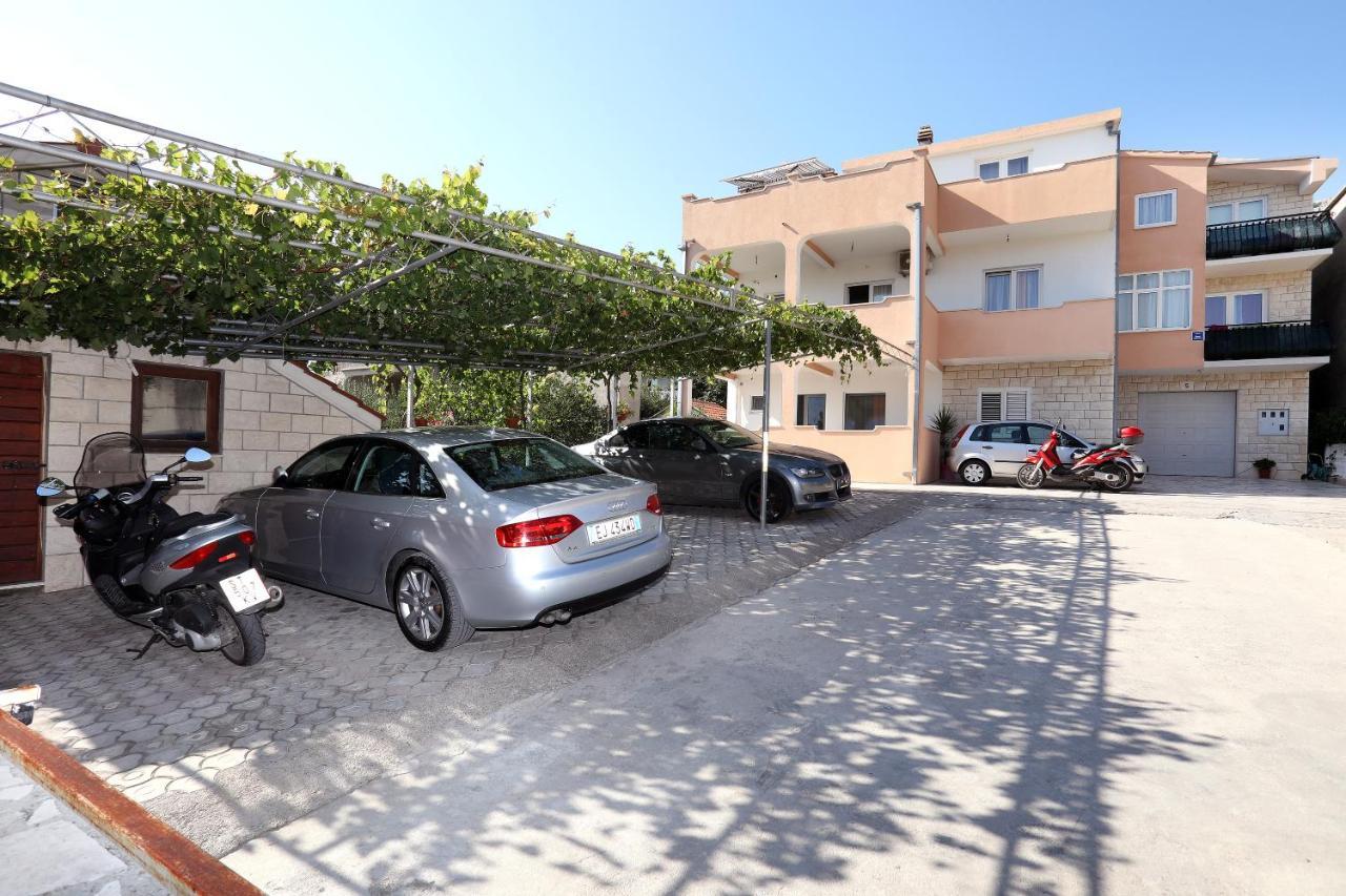 Apartment Ivan Kaštel Sućurac Екстериор снимка