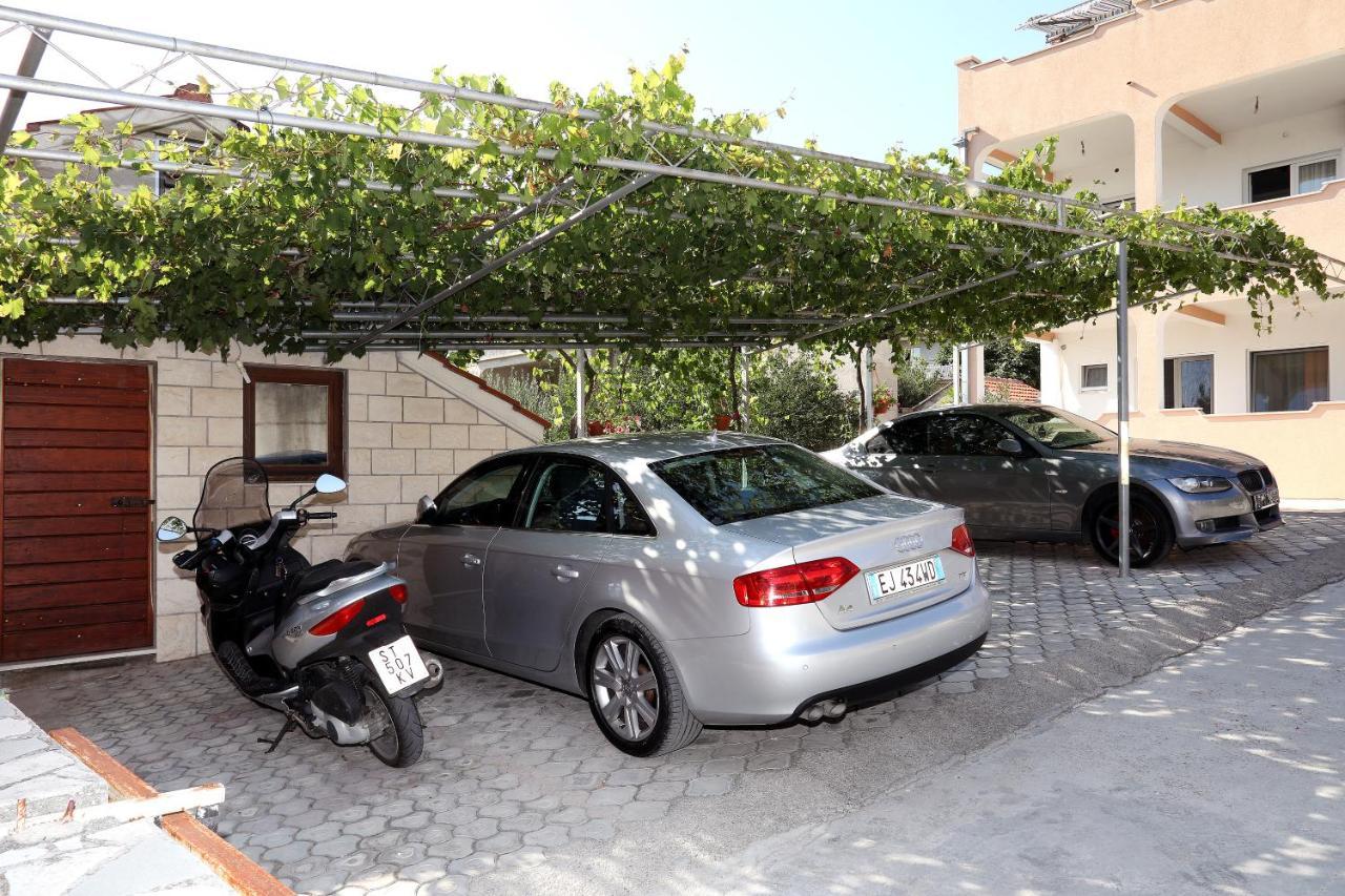 Apartment Ivan Kaštel Sućurac Екстериор снимка