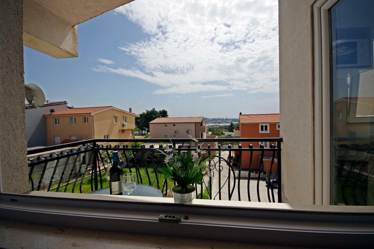 Apartment Ivan Kaštel Sućurac Екстериор снимка